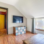 Intérieur villa : Chambre ou salon TV